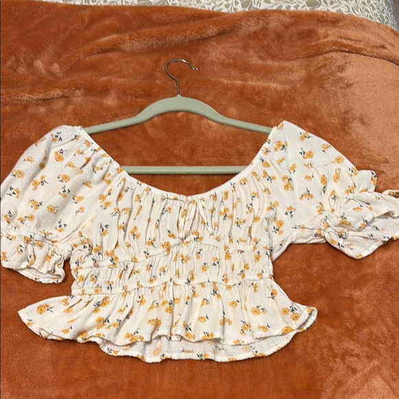 Arizona Jean Company Tops - Arizona Jean Company Brown Tan Puff Sleeve Blouse